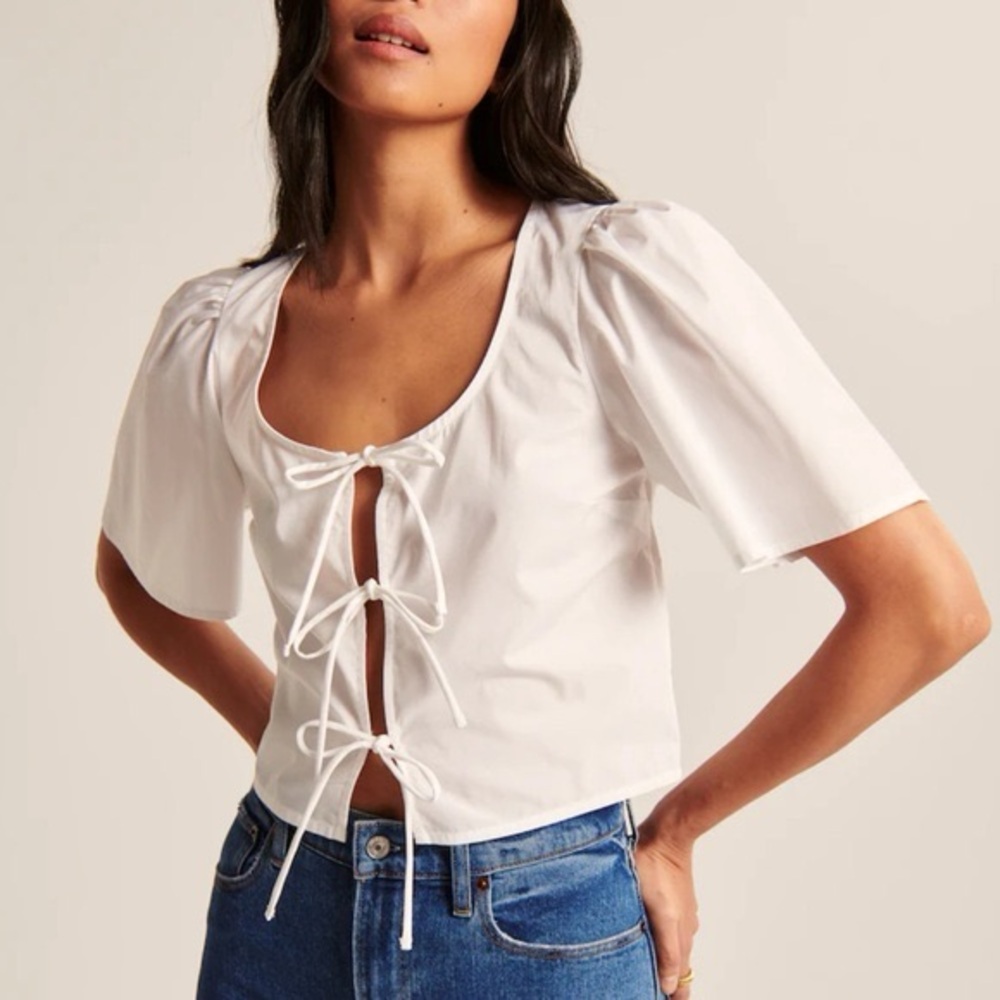Abercrombie & Fitch White Tie-Front Blouse ✨2 FOR 25✨